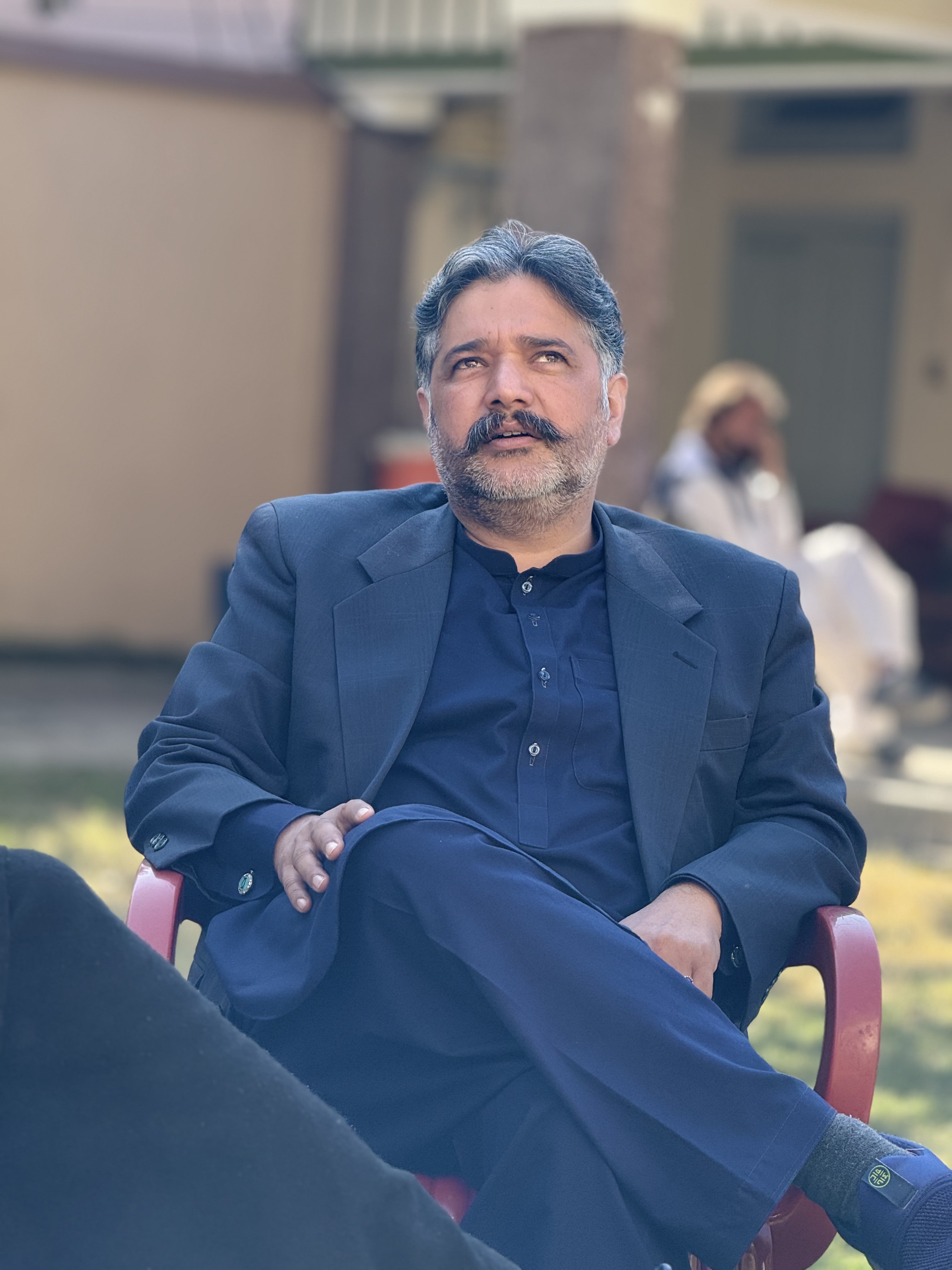 Mian Shahid Ali holding consultation with regional community delegates